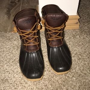 Sperry’s Women’s Saltwater Duck boots